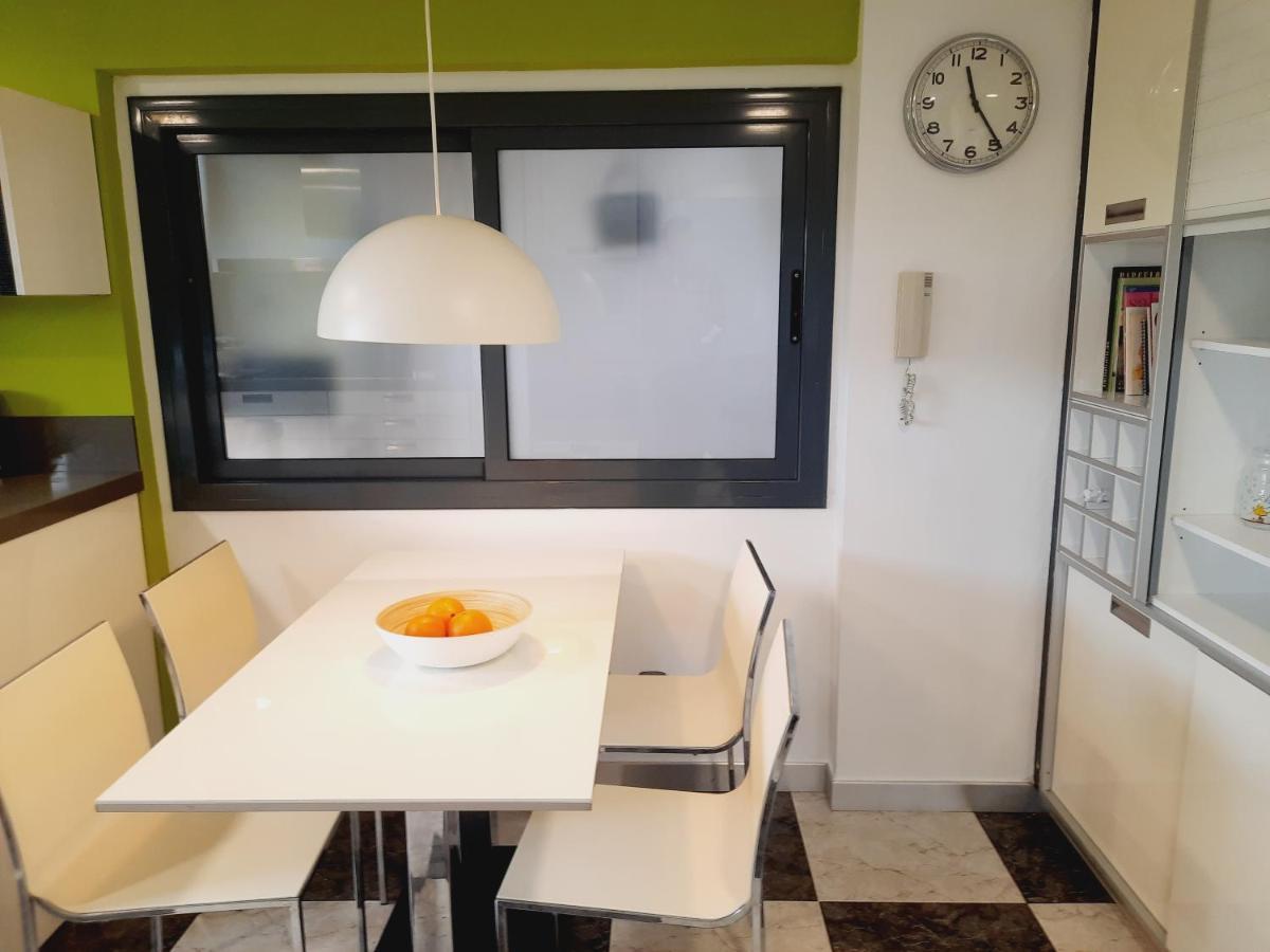 Bright Apartment Near The Beach And Barcelona By Train Масну Екстериор снимка