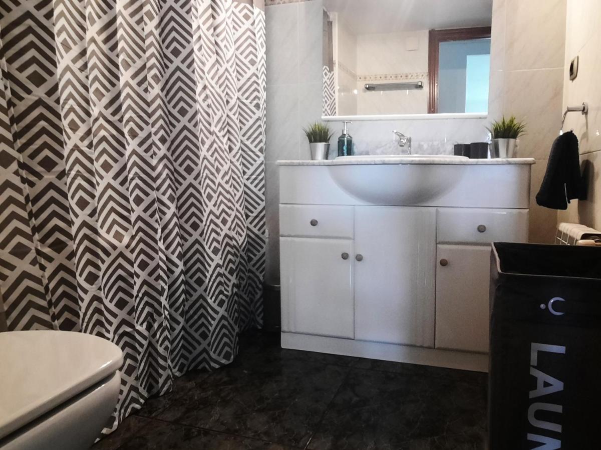 Bright Apartment Near The Beach And Barcelona By Train Масну Екстериор снимка