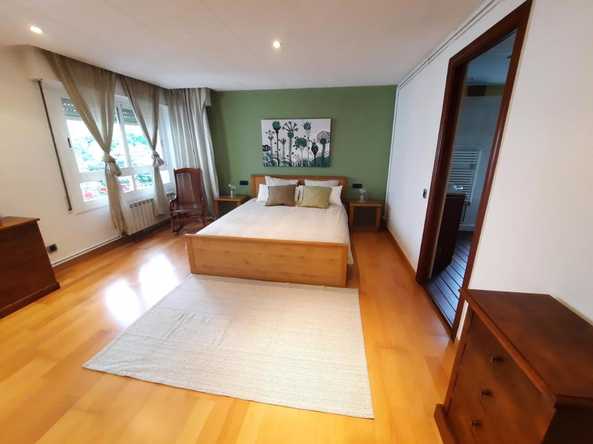 Bright Apartment Near The Beach And Barcelona By Train Масну Екстериор снимка